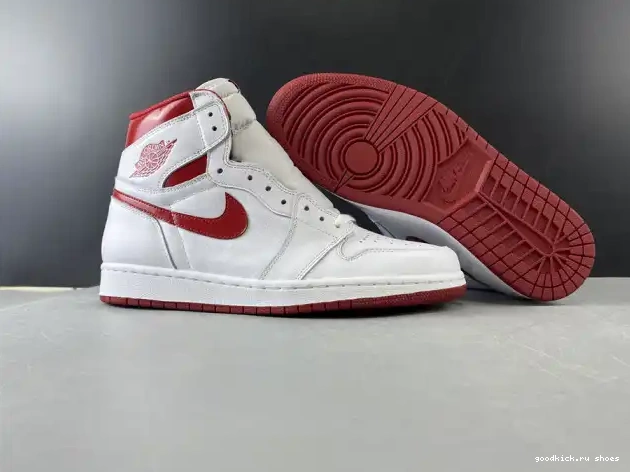 Cheap (2017) Metallic 555088-103 Retro 1 Jordan Air Red 0421